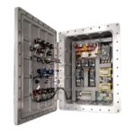 Tableros eléctricos industriales de alta calidad para diversas aplicaciones, incluyendo potencia, control, distribución y protección. Diseñados para ambientes exigentes, áreas clasificadas y condiciones de intemperie.